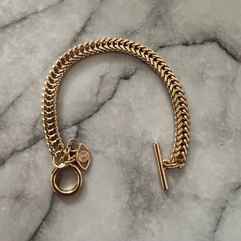 Express - Gold Bracelet
